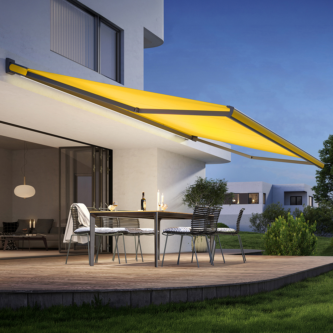 markilux MX-3 Markise auf einer Terrasse auf Mallorca mit integrierter LED-Beleuchtung
